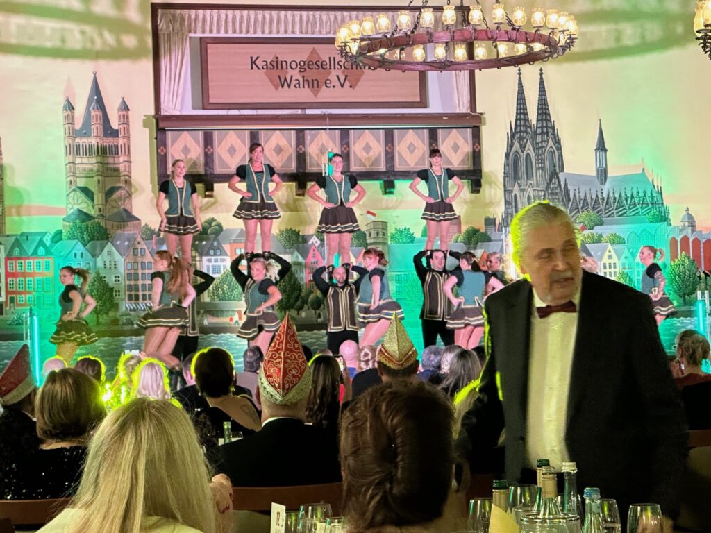 Die KG Porzer Stadtgarde e.V. beim Gala-Dinner des Festausschuss Porzer Karneval.