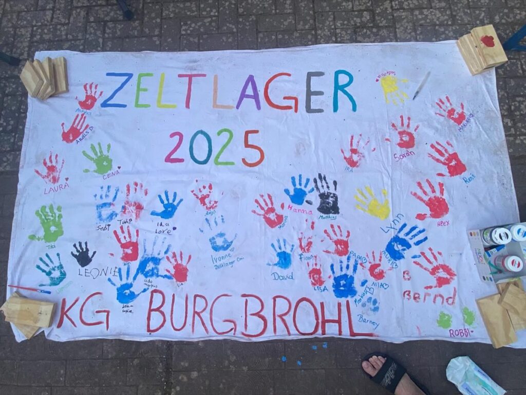 Die KG beim Zeltlager bei der KG Burgbrohl.